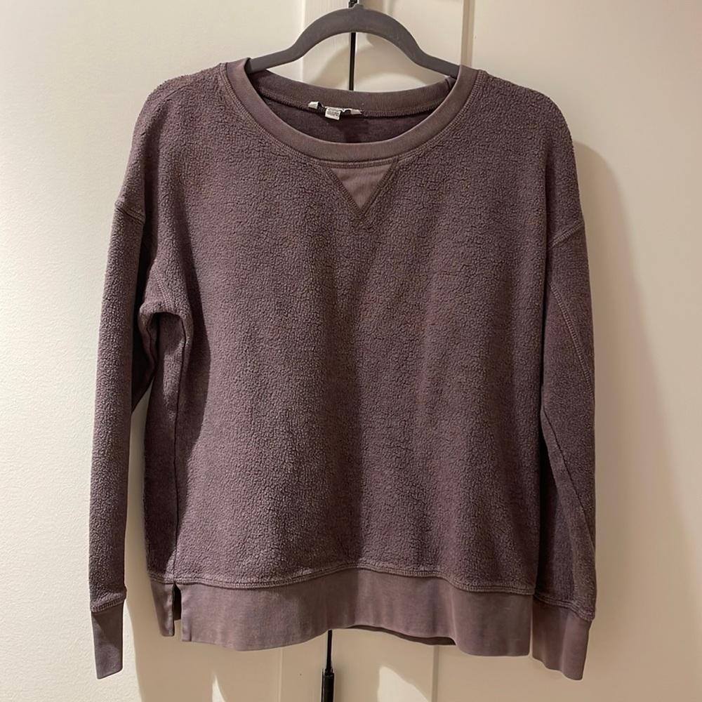 American eagle sweater